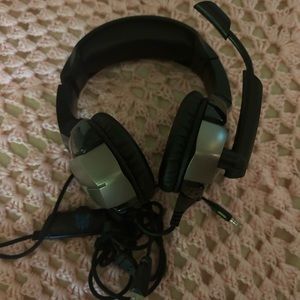 gaming headset